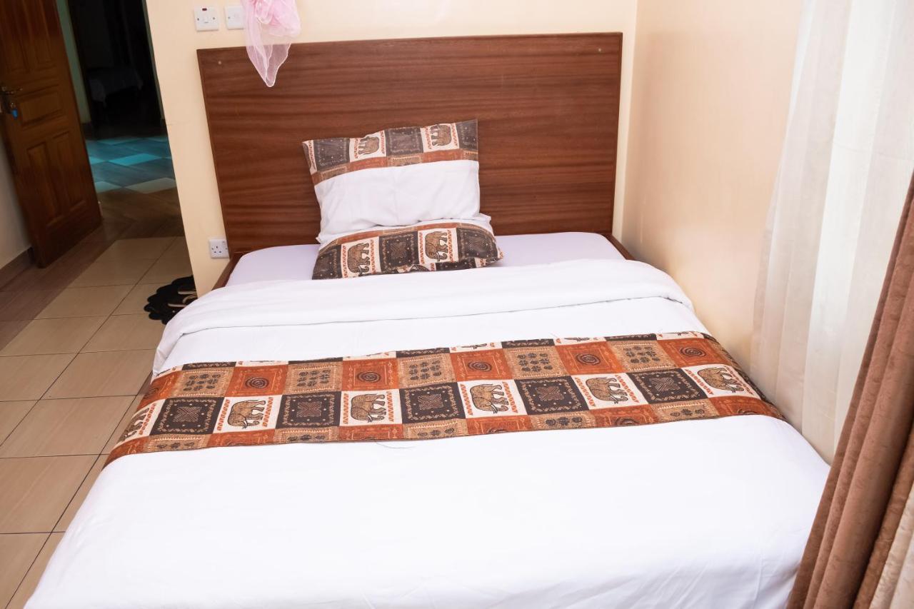 Ngara Riverside Lodge نيروبي المظهر الخارجي الصورة