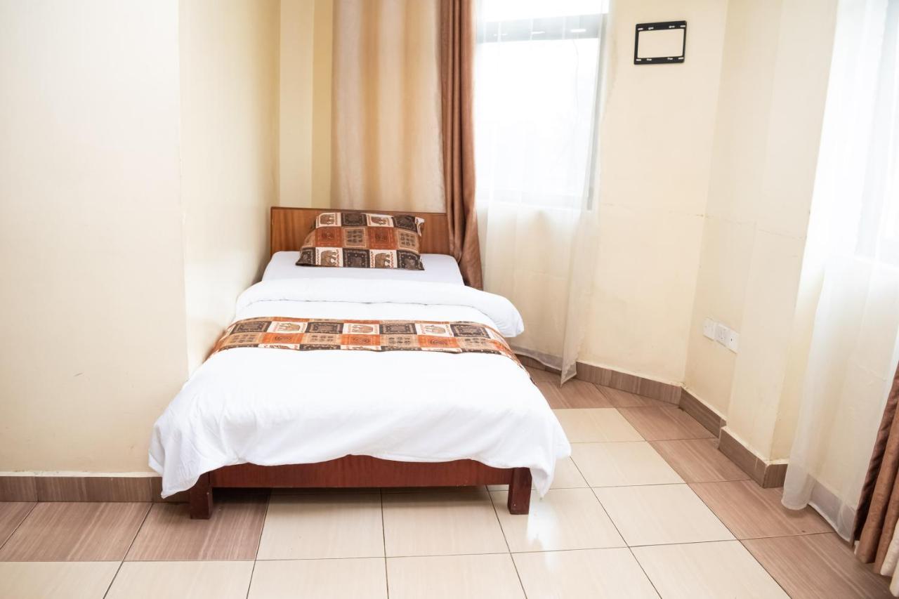 Ngara Riverside Lodge نيروبي المظهر الخارجي الصورة